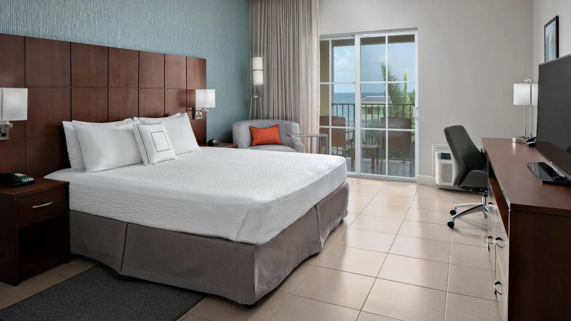 Courtyard By Marriott Bridgetown, Barbados Hotel  Bridgetown