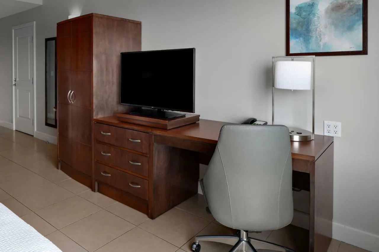Courtyard By Marriott Bridgetown, Barbados Hotel 3*, Bridgetown